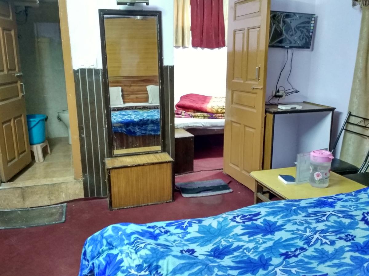 Himanshu Resorts Manāli Extérieur photo